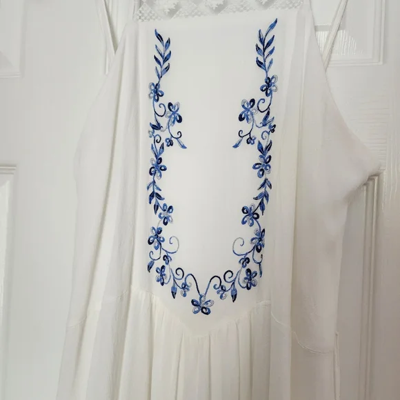 Altar'd State White Maxi Dress with Lace and Embroidery - Picture 7 of 7